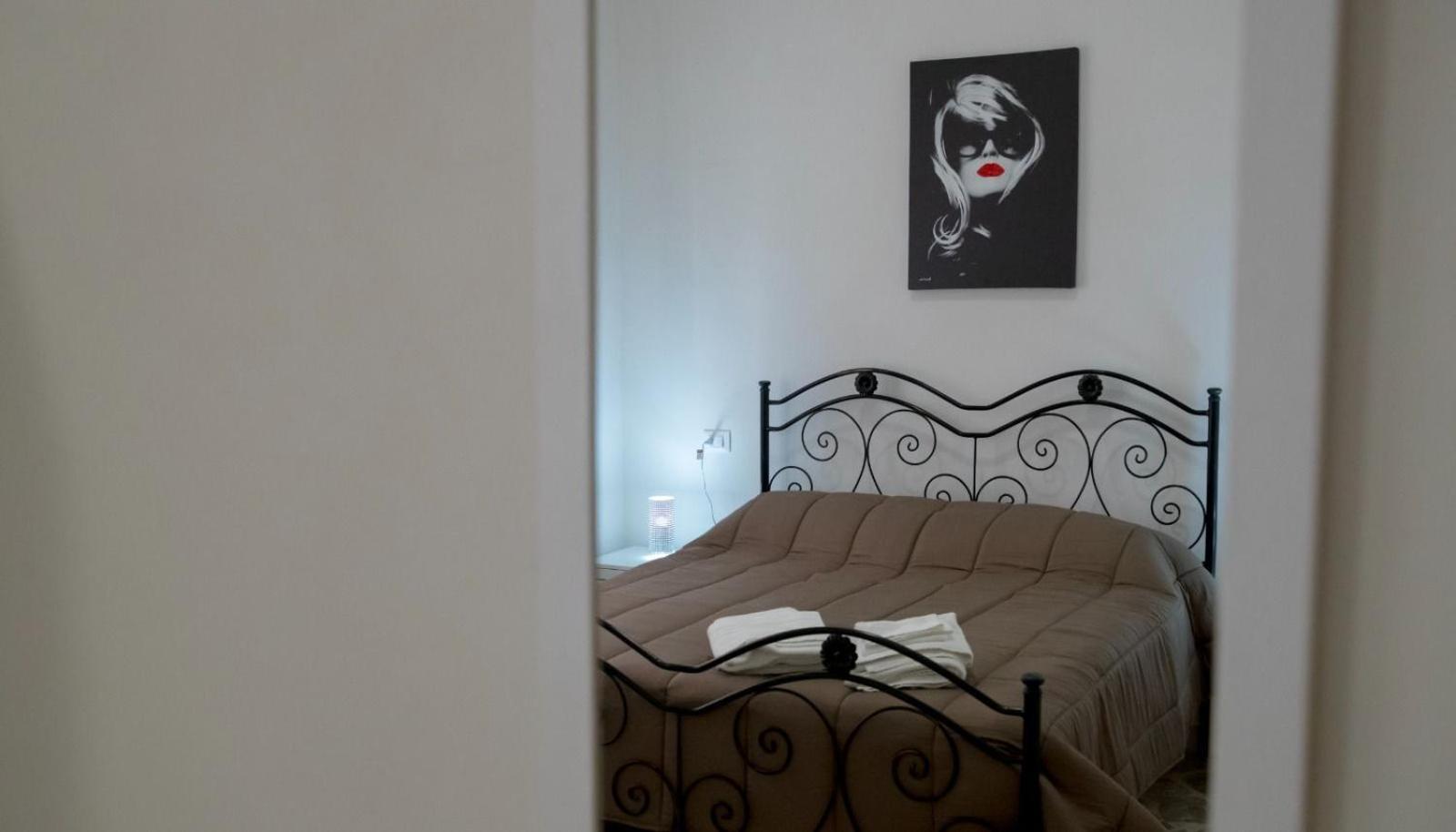 Residence Prato Trapani Exteriör bild