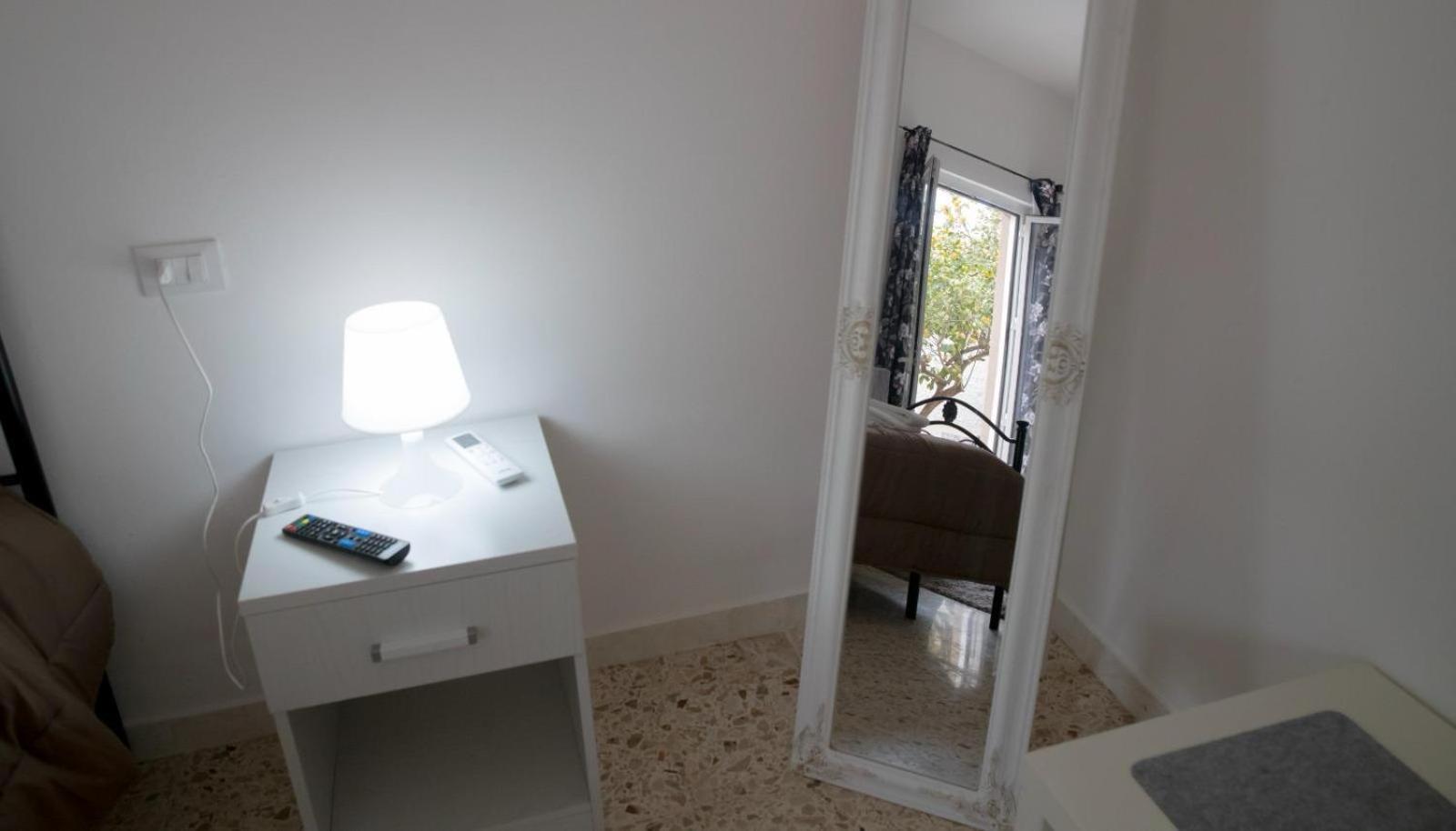Residence Prato Trapani Exteriör bild
